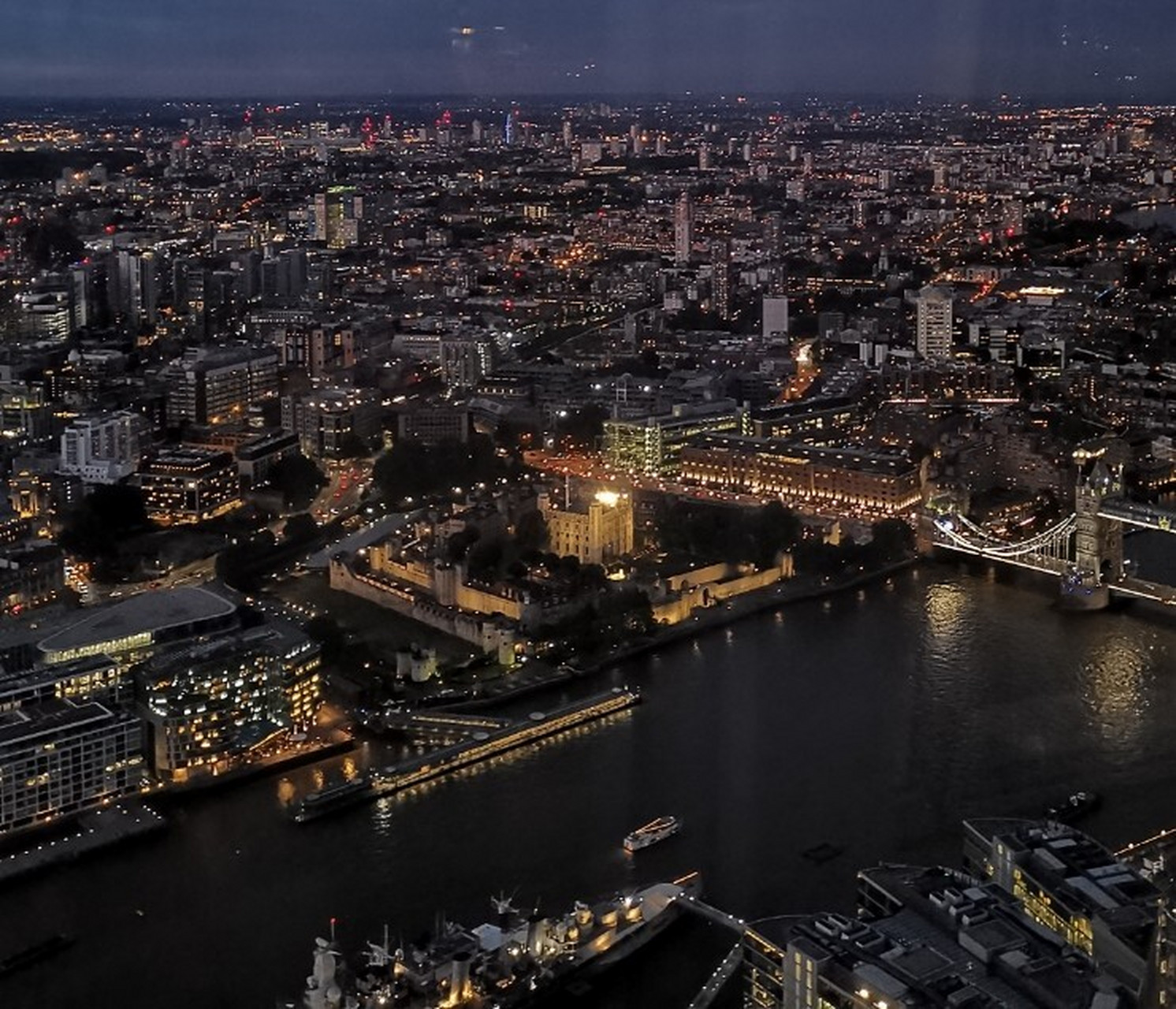 【伦敦游记】碎片大厦the shard俯瞰 尽管的确欧洲第二 但还不到上海