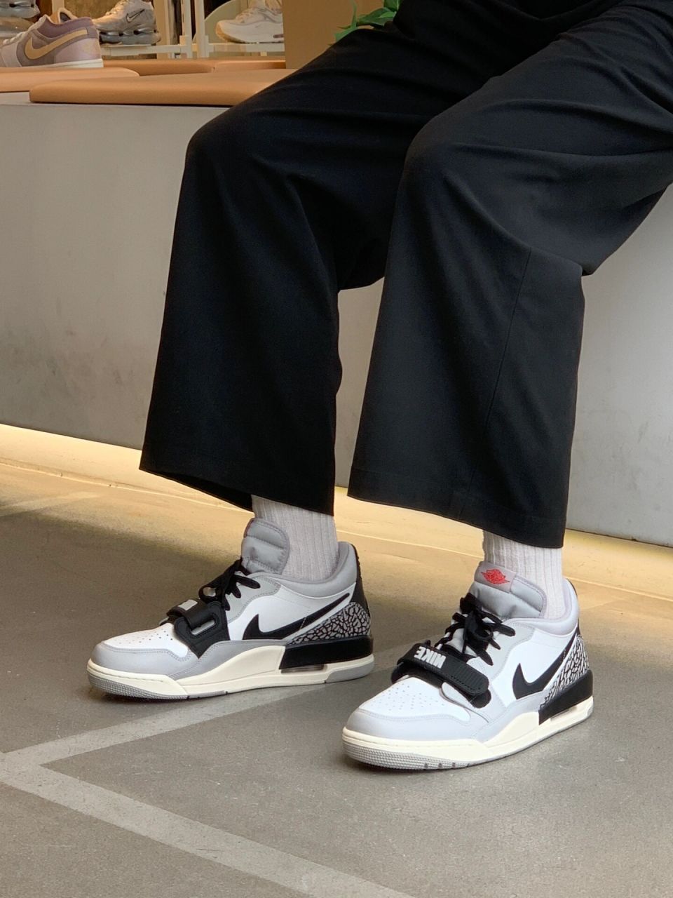 aj312黑白灰不比aj3白水泥好看751571 复古做旧有层次的黑白灰