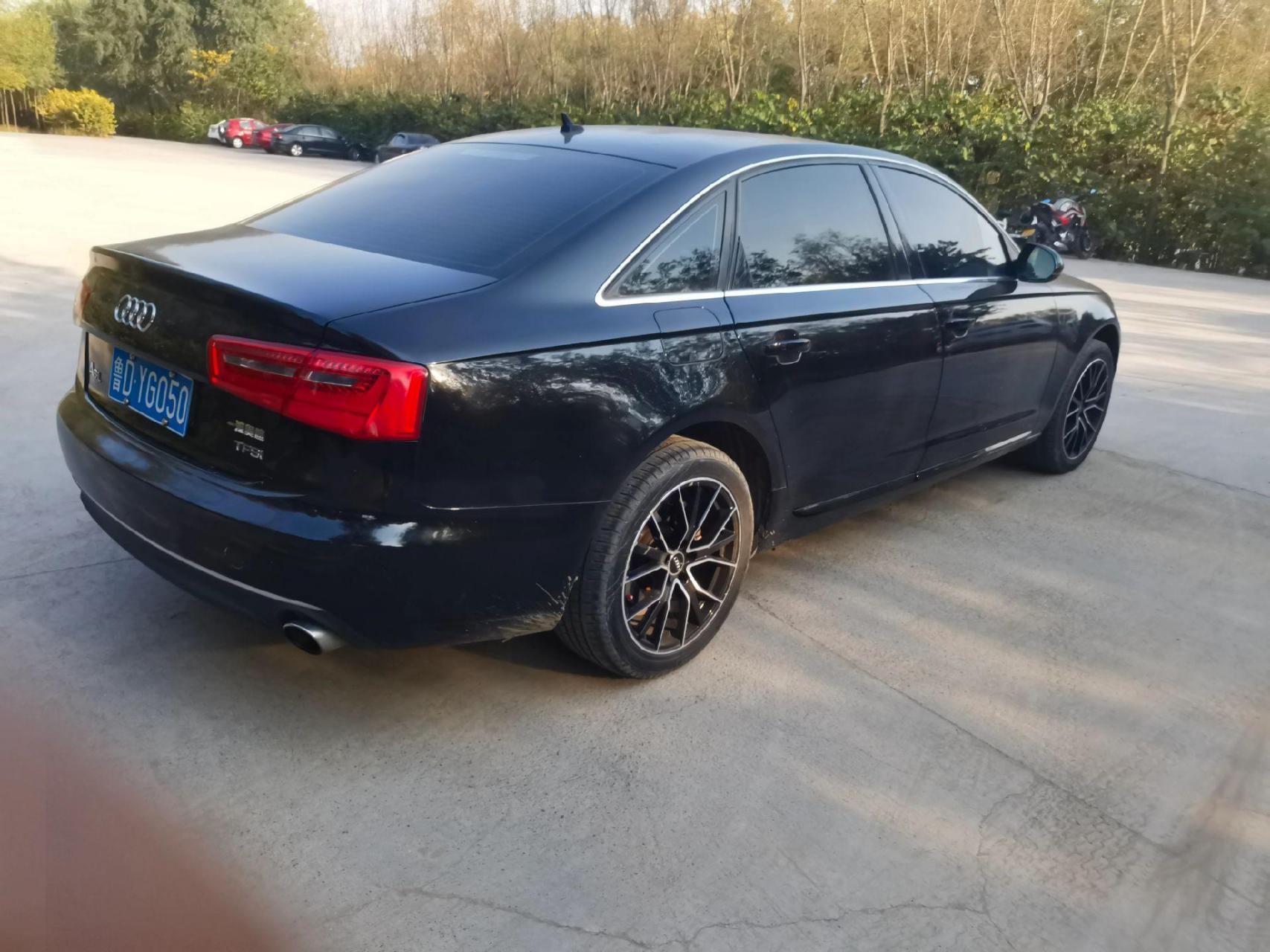 13年奥迪a6手动挡2.0排量,支持分期.