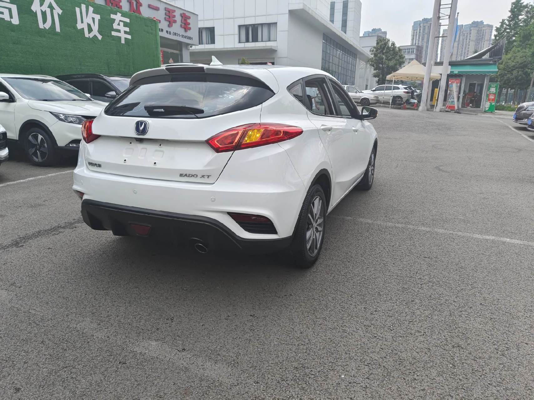 国产最美两厢车,长安逸动xt,2018年8月上牌,1.