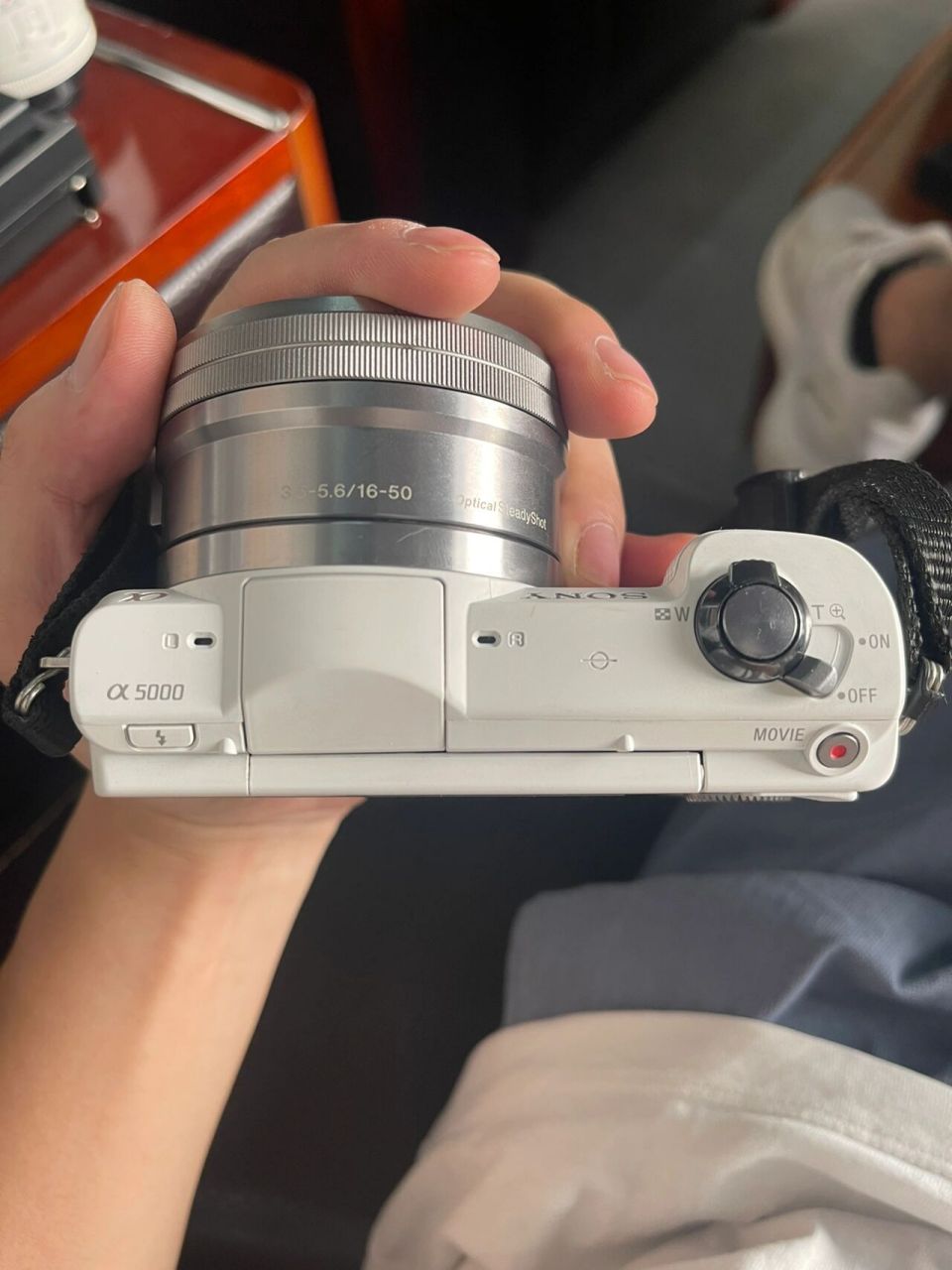 索尼ilce-5000l套机(16-55mm) 索尼a5000 pz16-50oss微单无反套机,奶