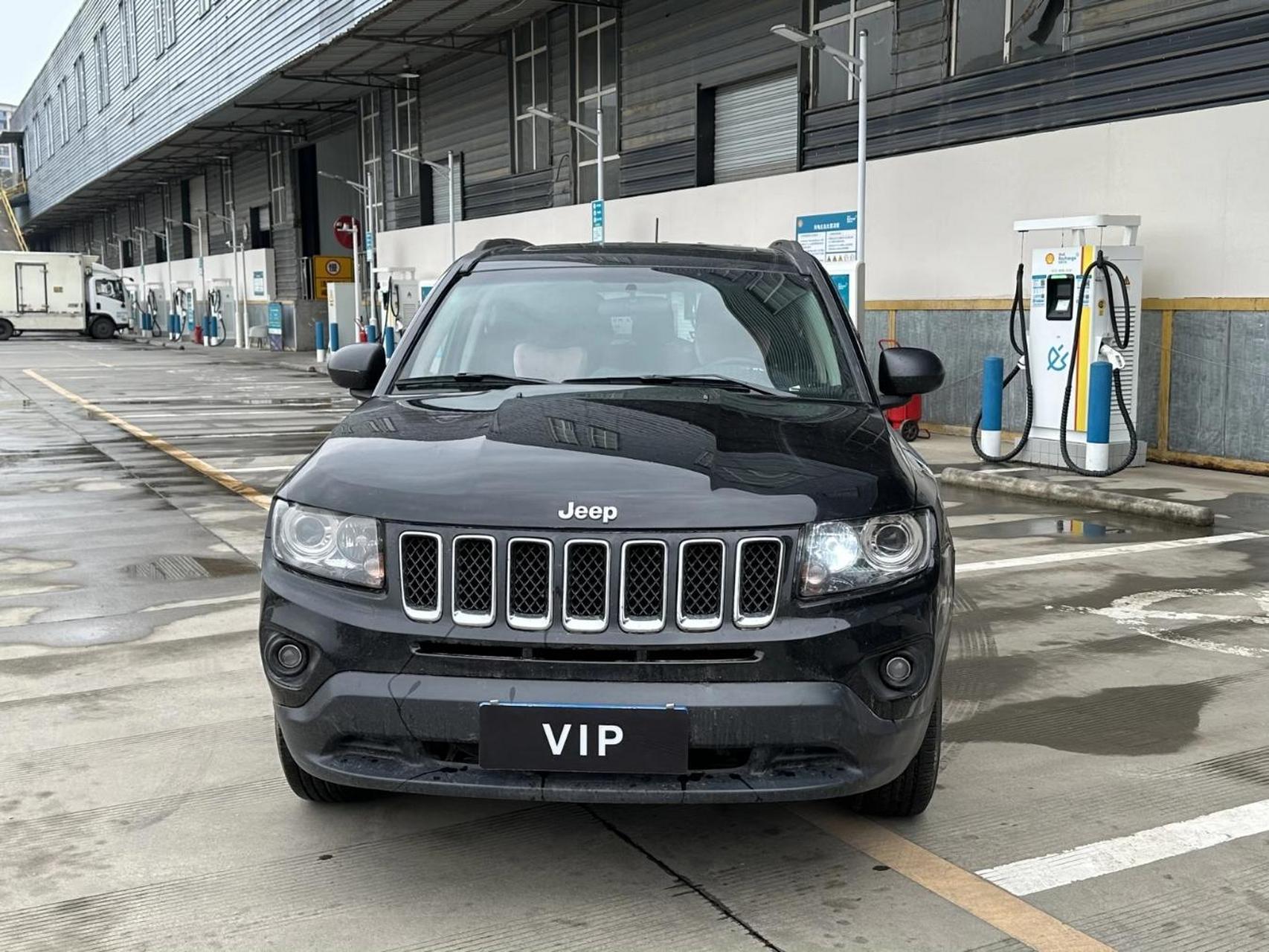 14年jeep指南者(进口)【品牌车系】jeep 指南者(进口)  【车型名称】