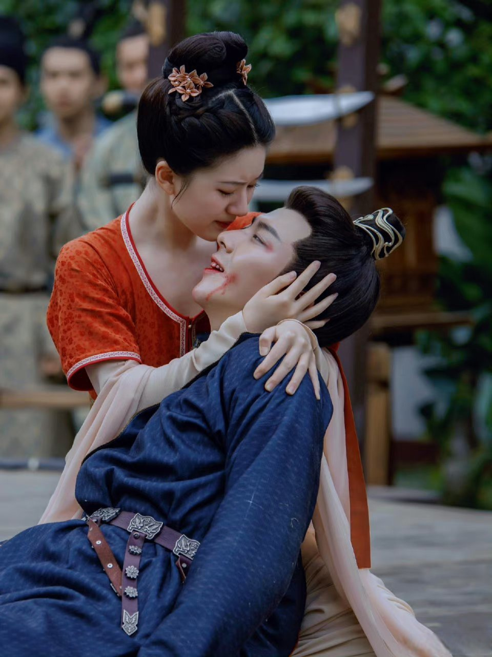 刘宇宁和赵露思这对cp挺神奇的,热度一度超过主cp,也就是这部剧,这两