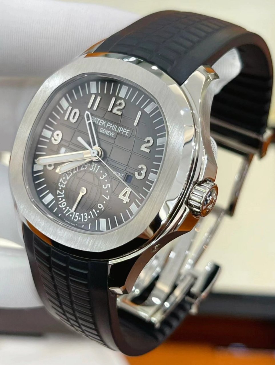 百达翡丽 手雷款 5164a 型号:5164a 表径:40.