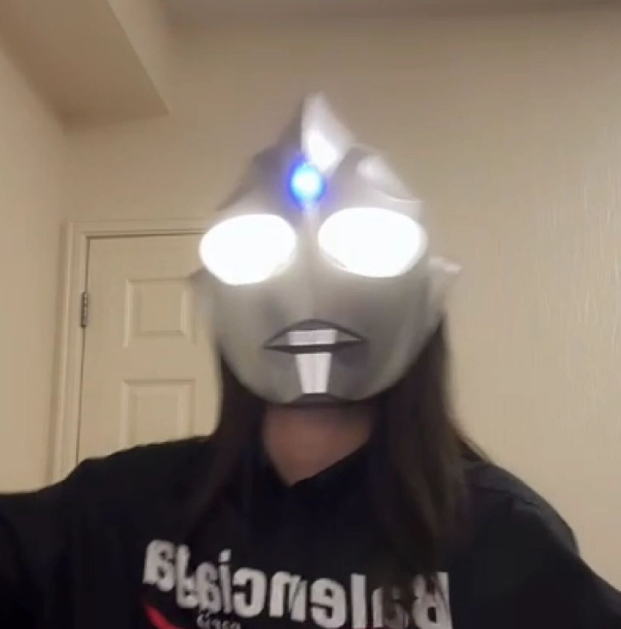 袁一琦头像 搞笑女奥特曼头像