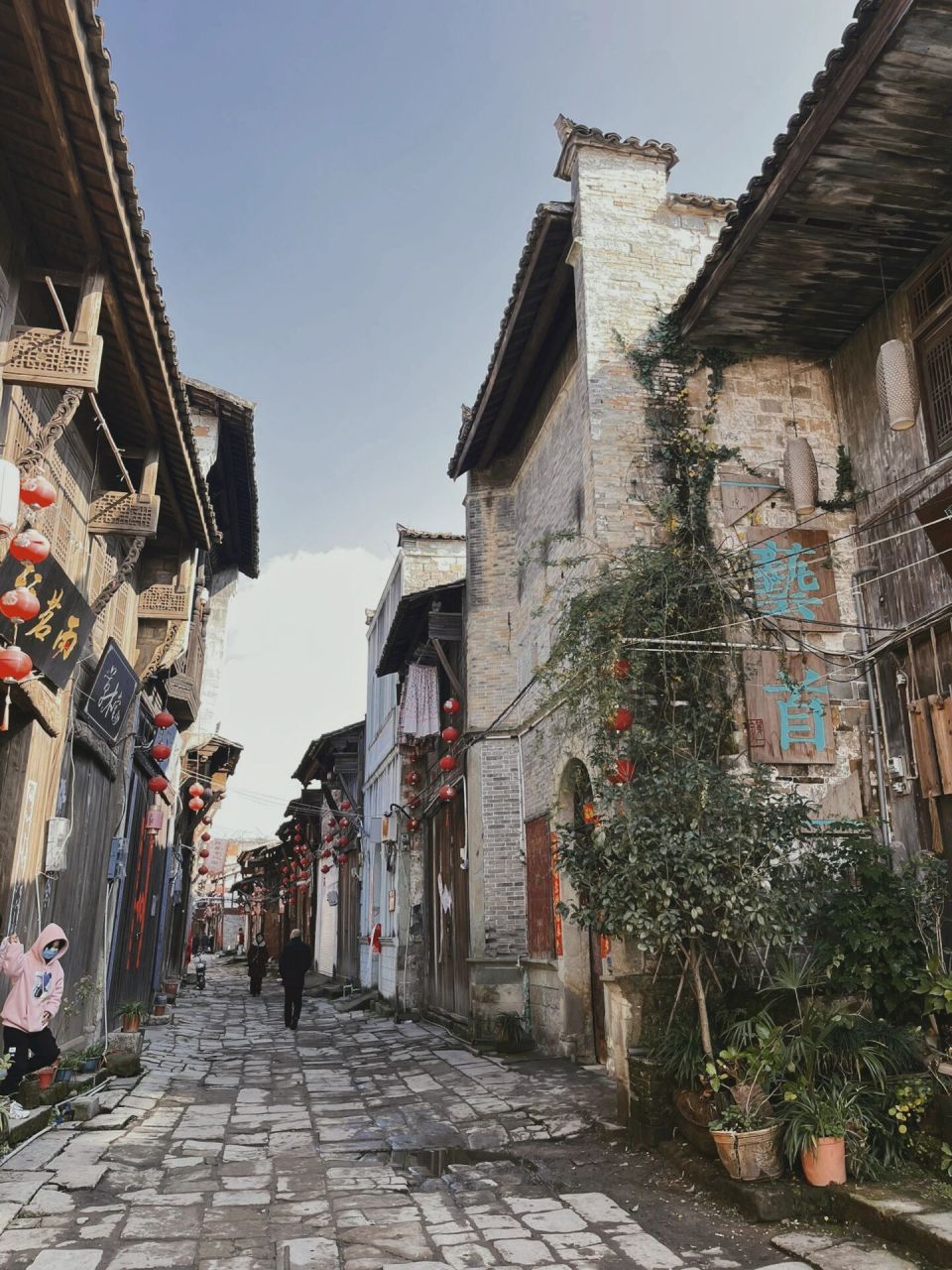 河口古镇  河口古镇位于江西省铅山县河口镇,历史上曾与景德镇,樟树镇