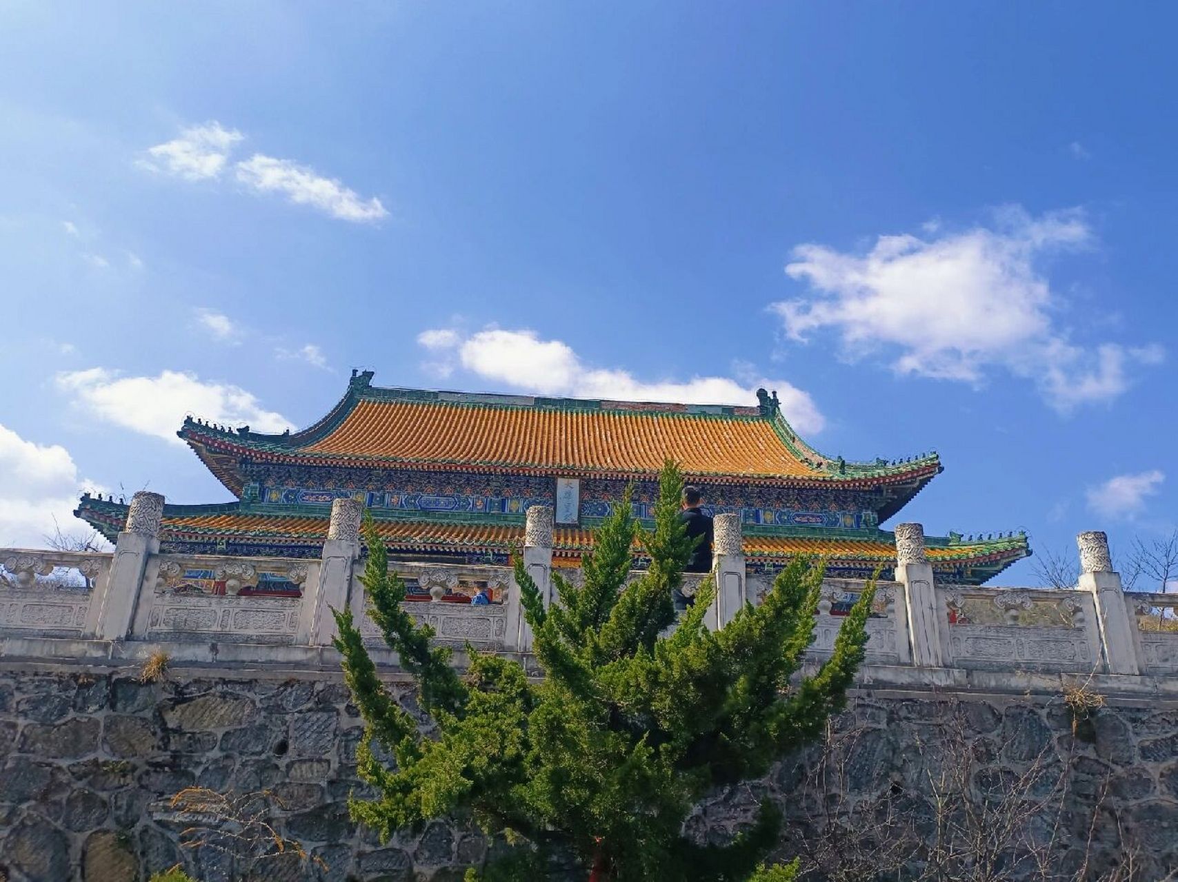 张家界天门山寺 天门山.山际逢羽人,方瞳好容颜.
