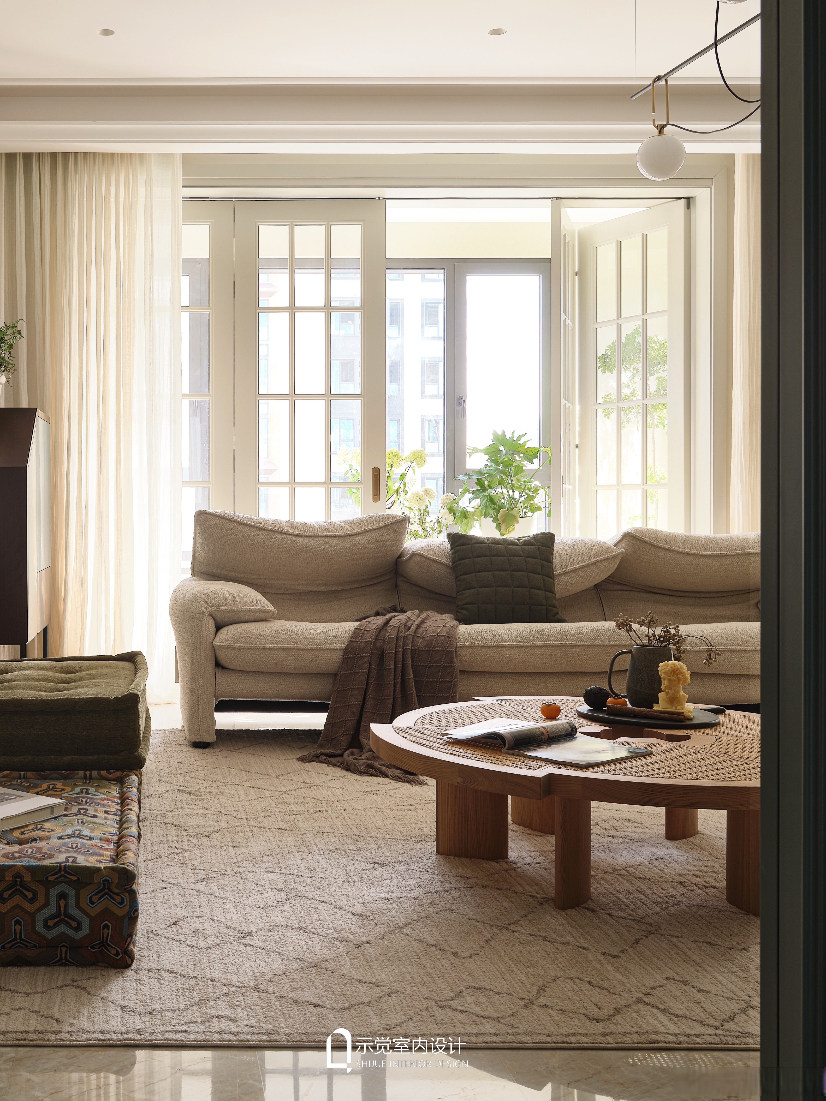 230㎡ 中粮瑞虹海景壹号,客厅设计,围合式氛围感