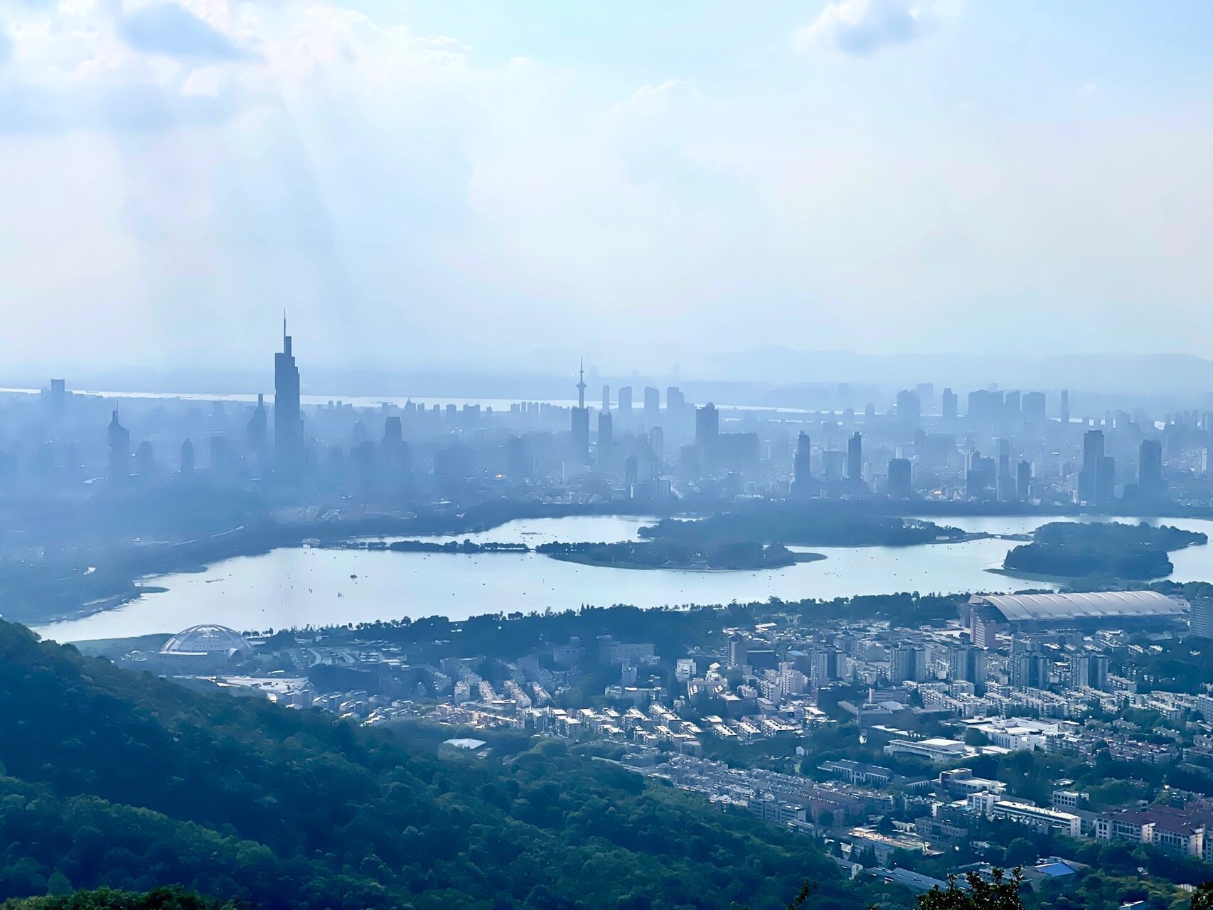 紫金山最高峰图片