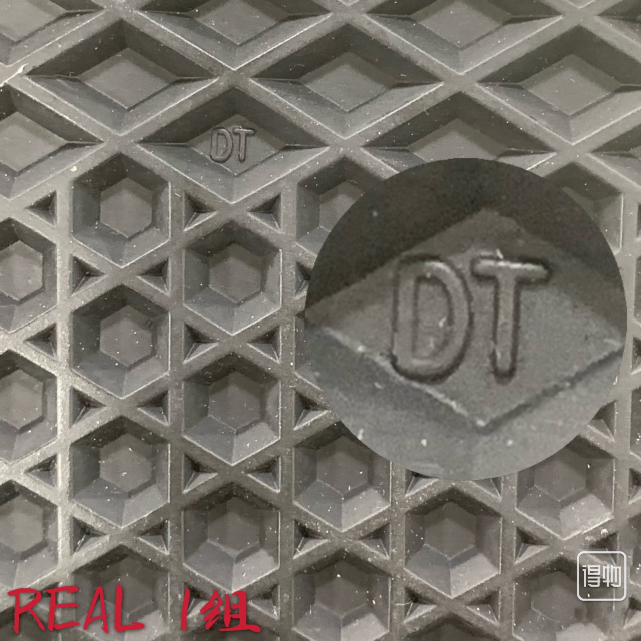 两组对比教你摸透vansdt厂真假钢印对比 在vans的钢印中,dt和icc是