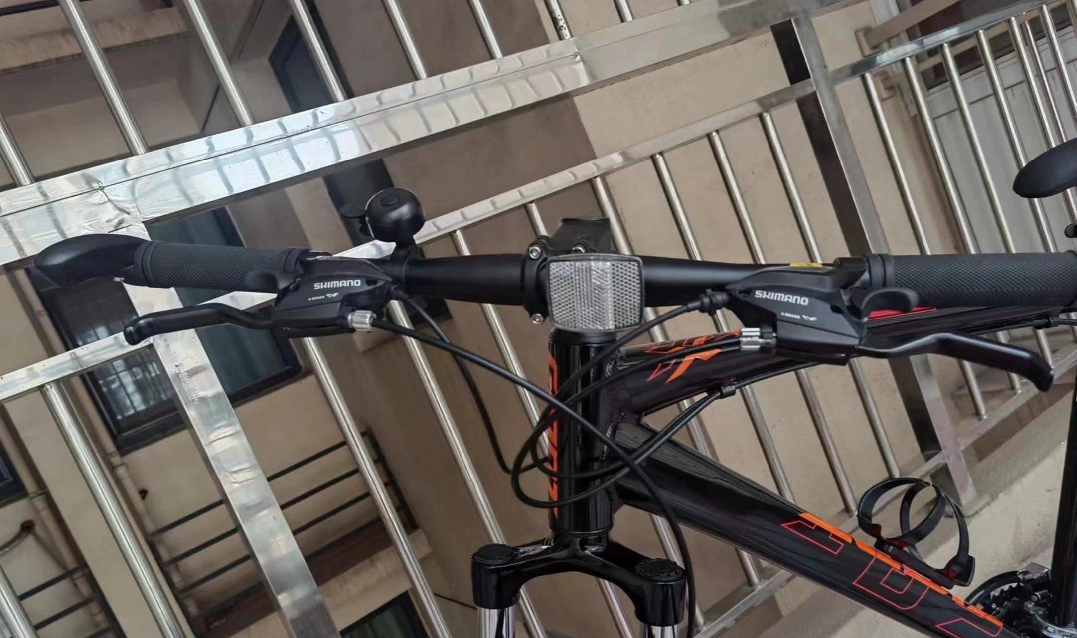 捷安特atx660,新车啥样他啥样,骑行不超20公里,m车架.