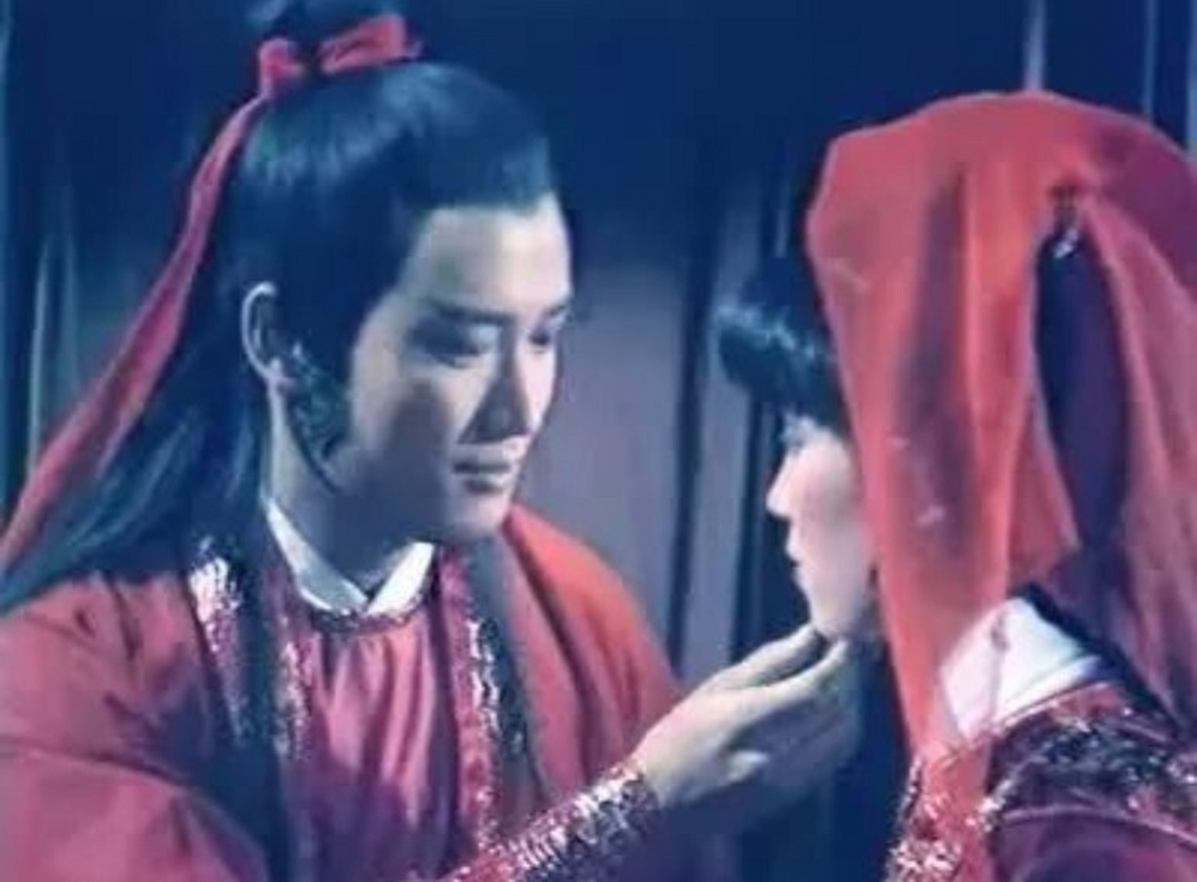 杨康和穆念慈,是金庸小说里最具悲情色彩的一对恋人.