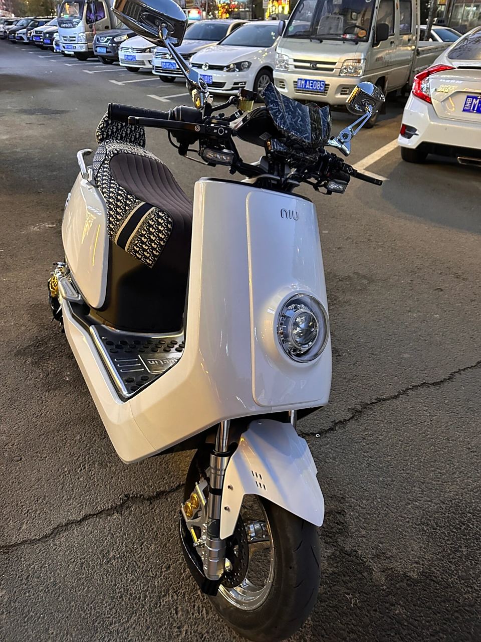 小牛电动车 小牛nqi坐垫定制