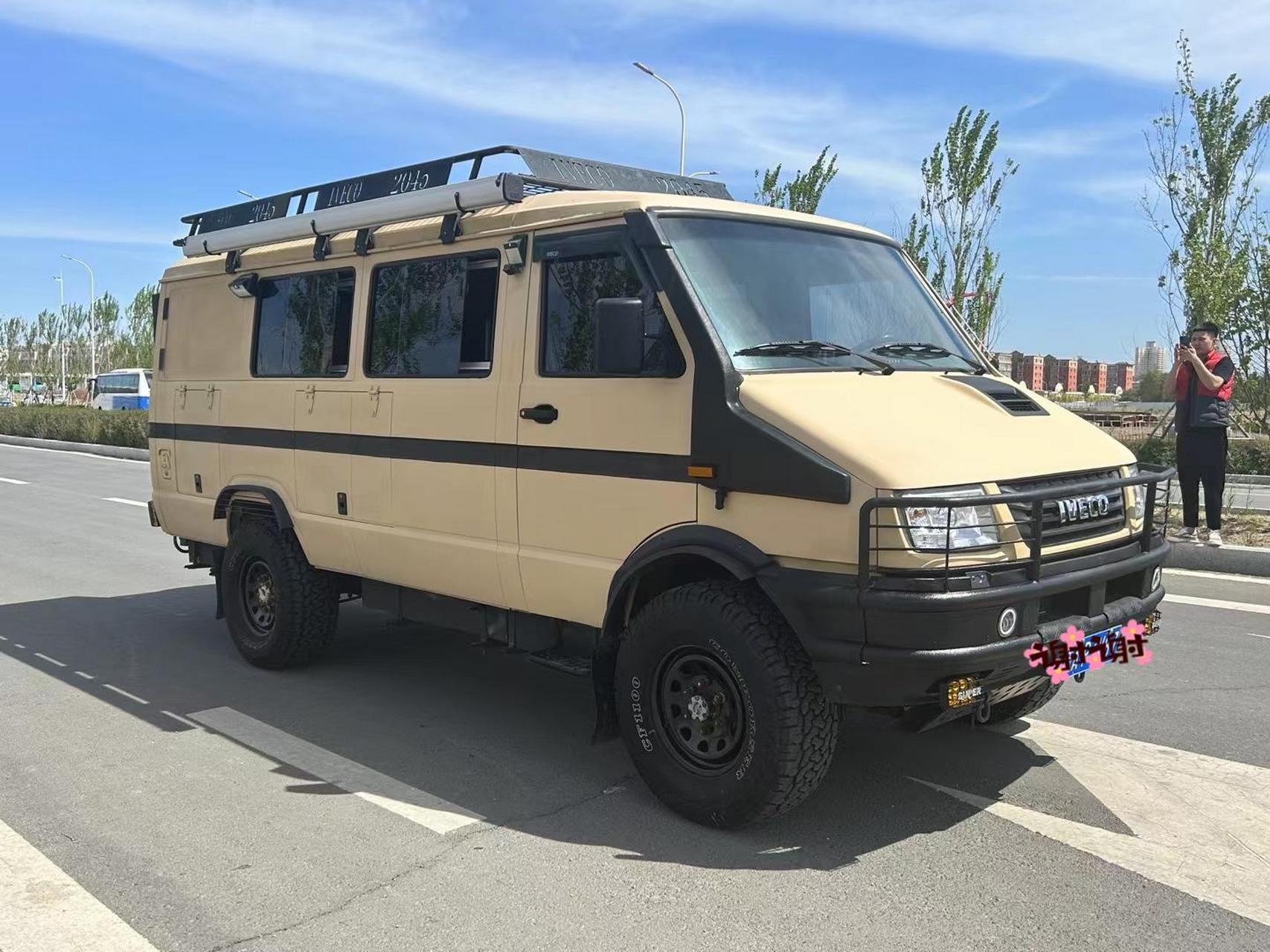 21年军版依维柯,2045,配置加装多,便宜批!