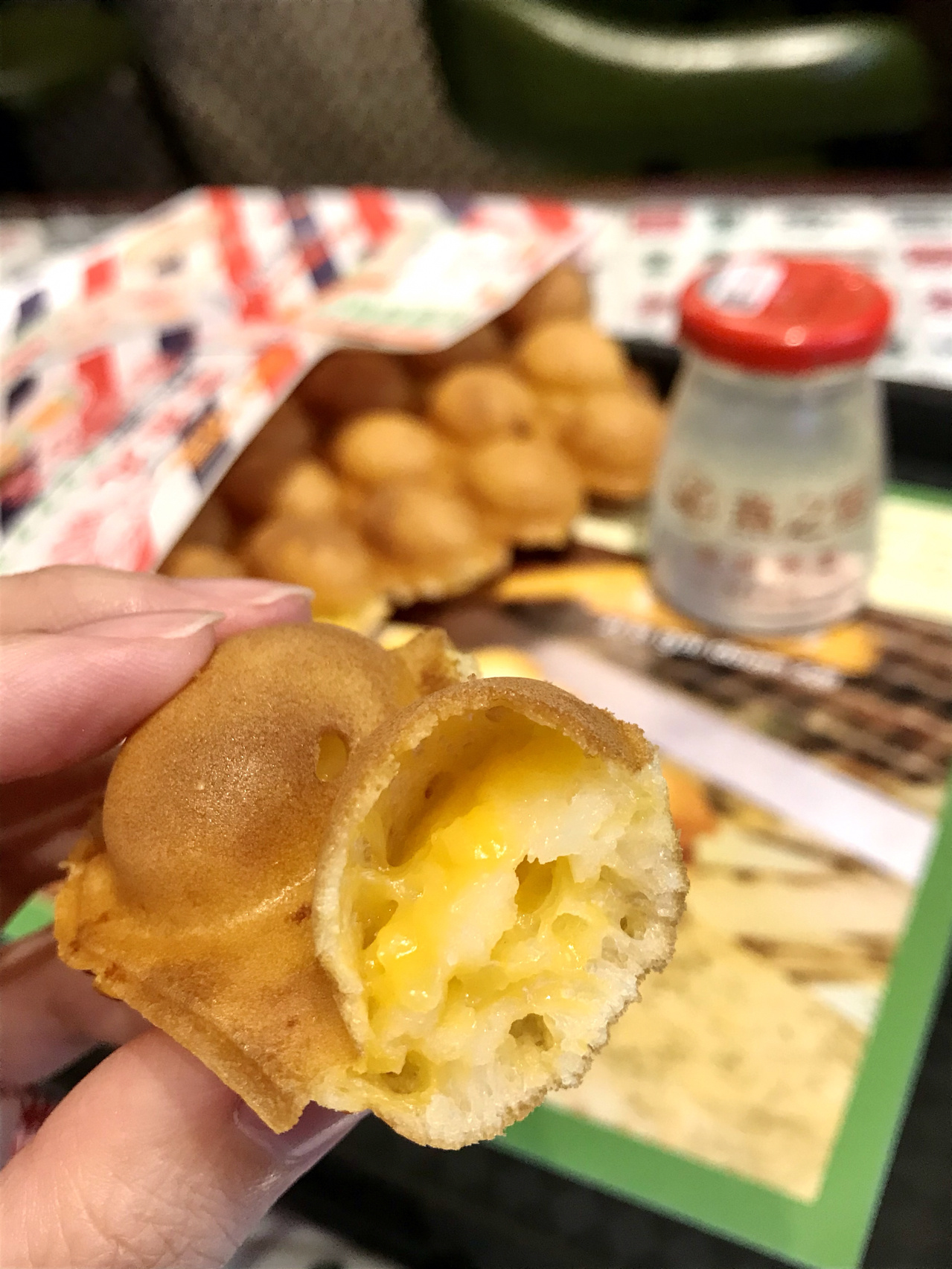 贵港怀旧港风奶茶店一秒穿越到香港街头 御姐贵港探店/香港西九龙奶茶