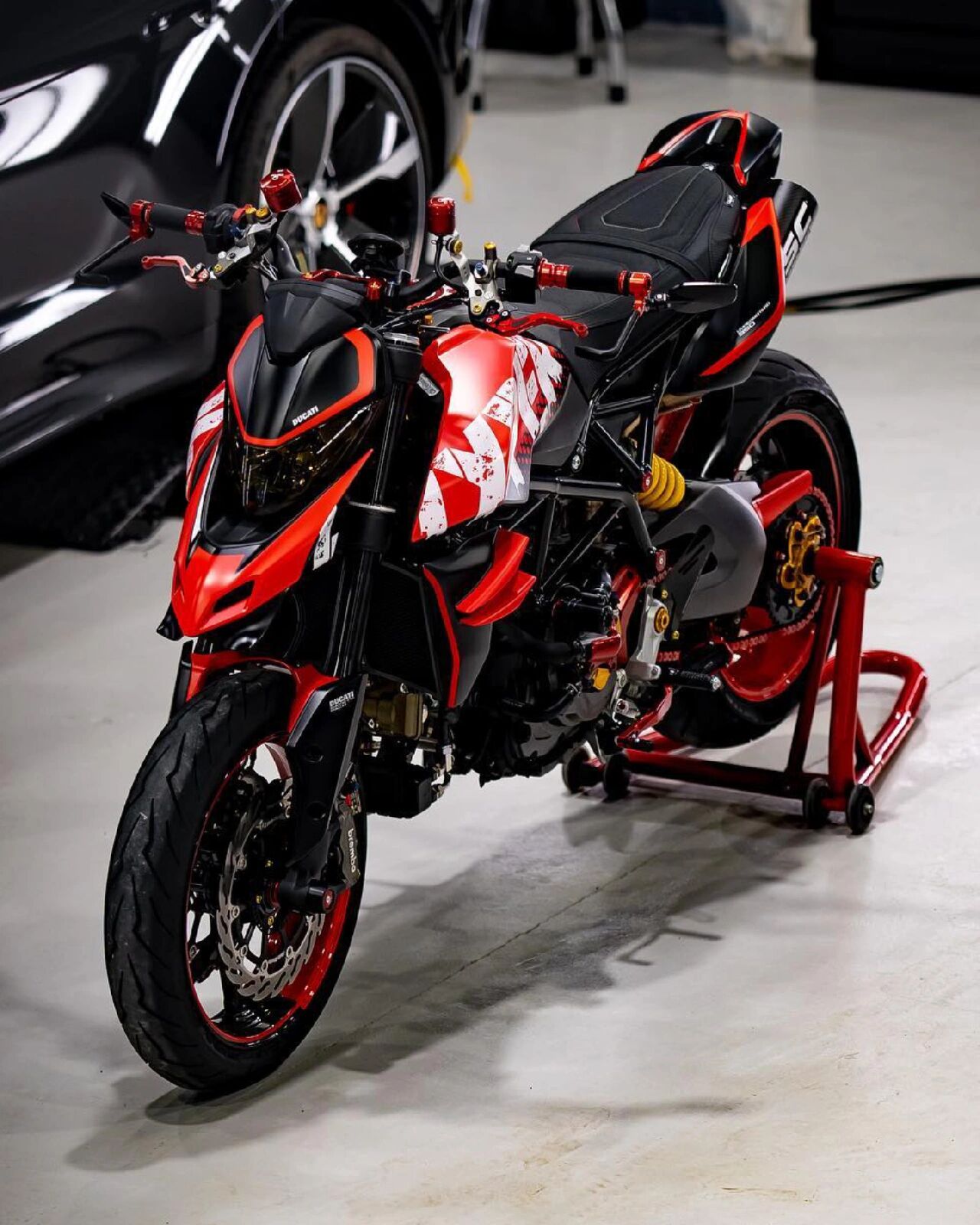 杜卡迪 hypermotard 骇客 950