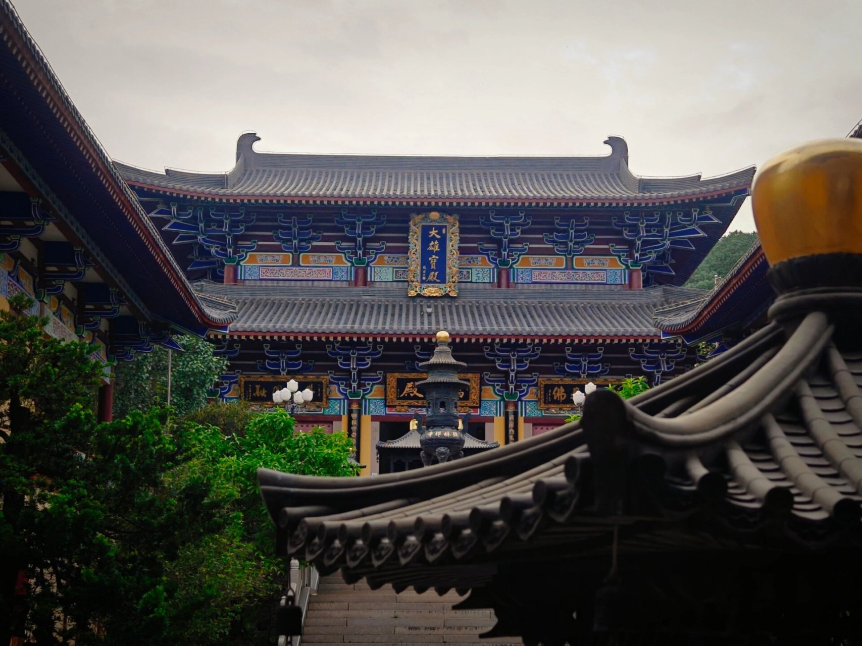 汕头铁林寺 99黄墙灰瓦,红绸祈福,皆是空山心亦静