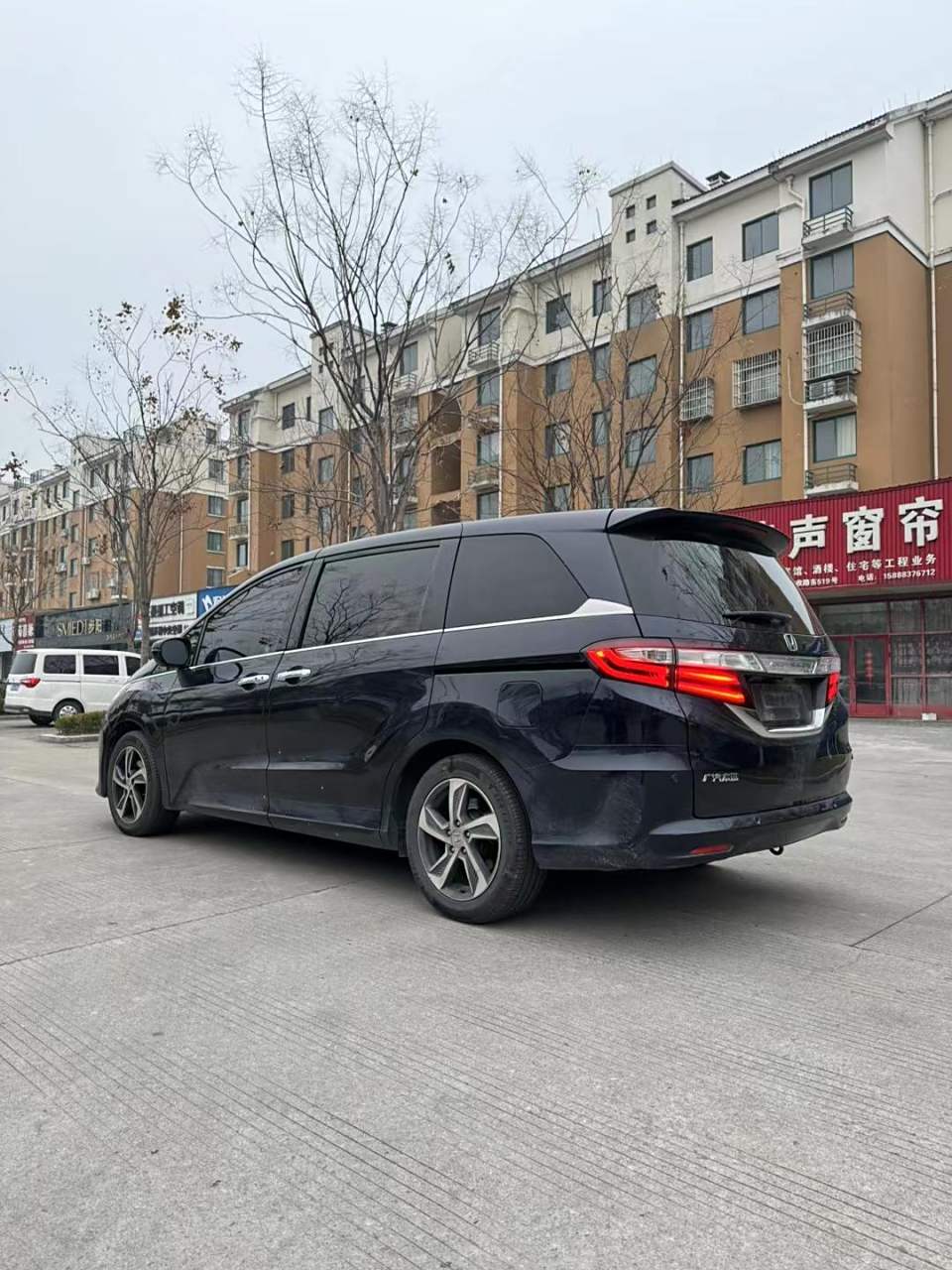 拿下:2016年3月上牌本田奥德赛2.4l智享版.指导价26.68万.