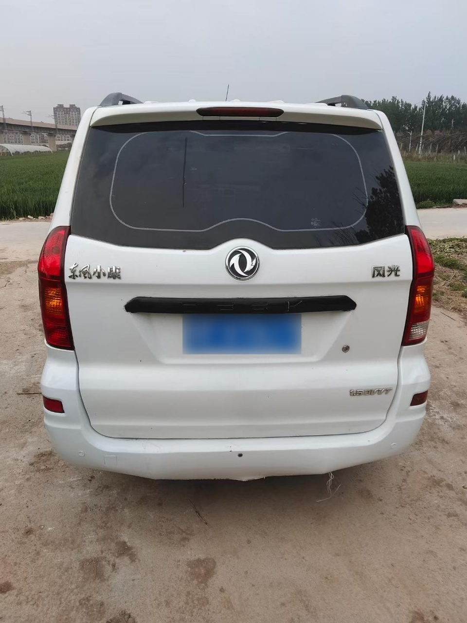 新到13年的东风风光330,审车保险齐全