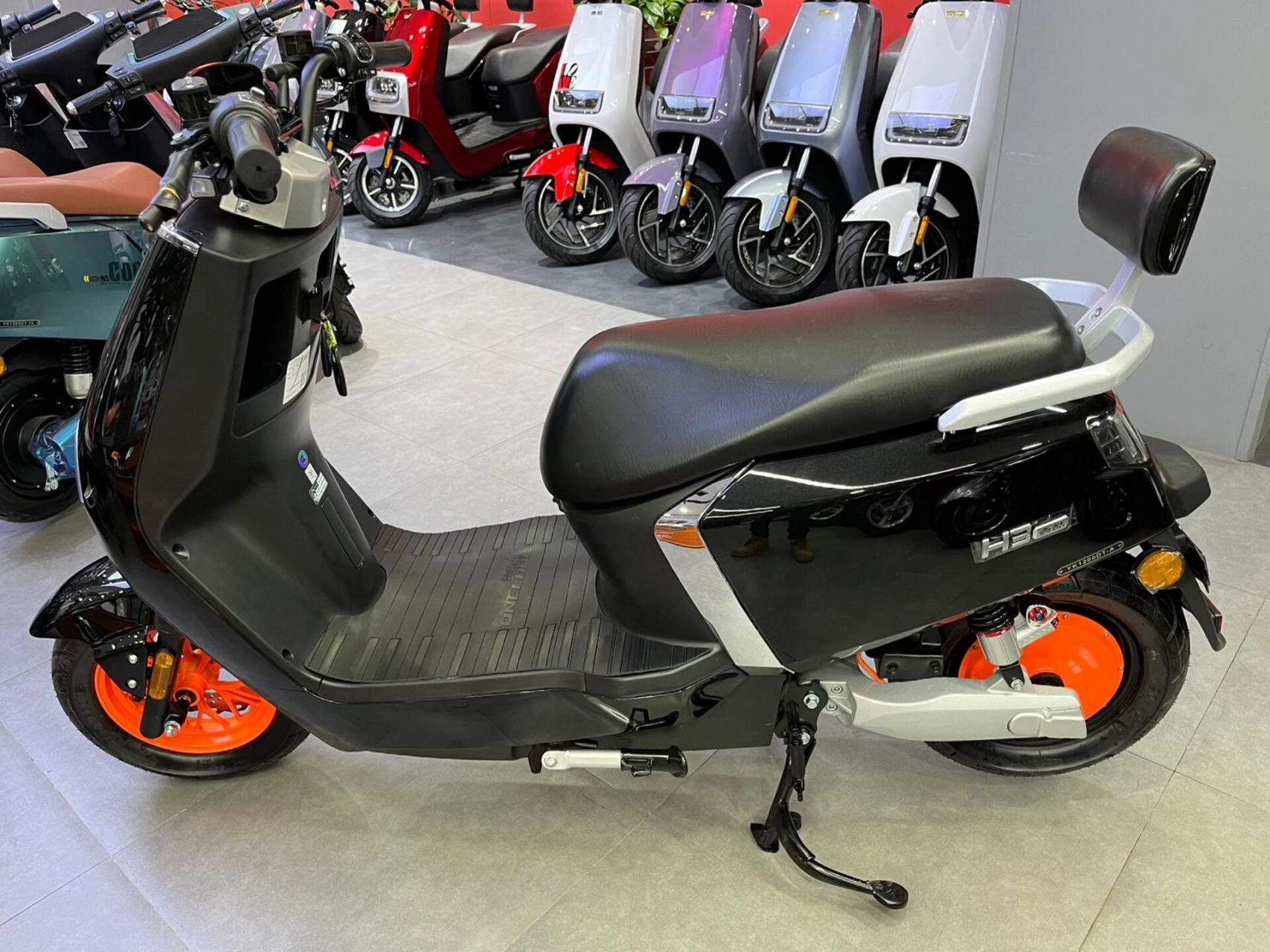 壹酷高端电动车,h5