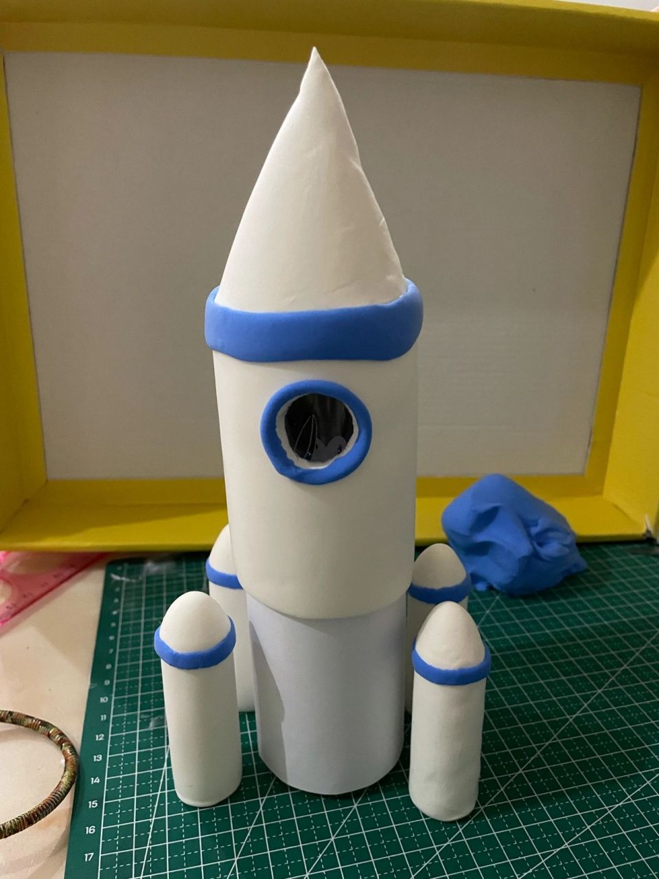 太空飞船火箭粘土作品图片