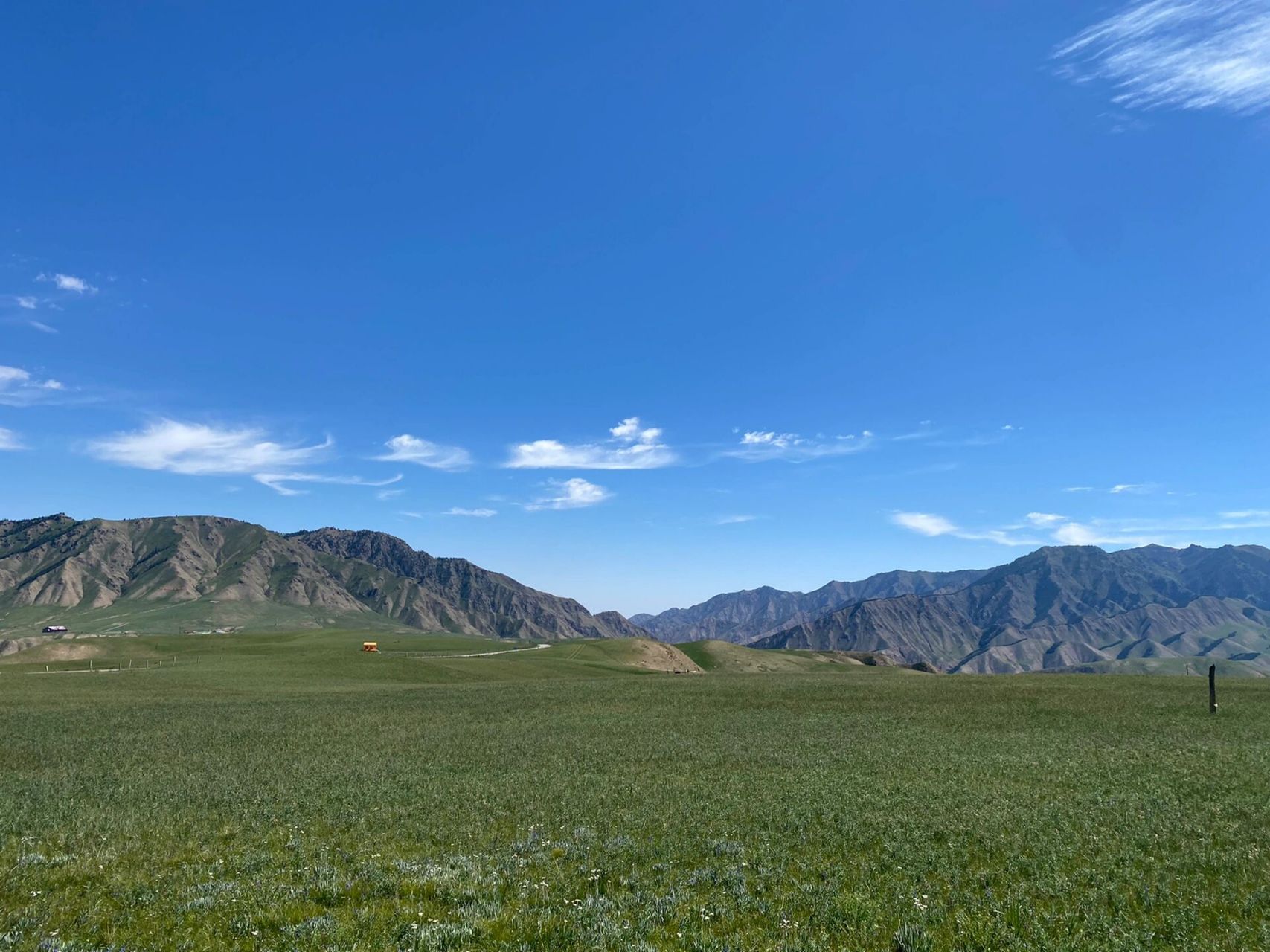 张掖康乐大草原 感受过七彩丹霞的五彩斑斓驱07十多分钟遇见壮阔