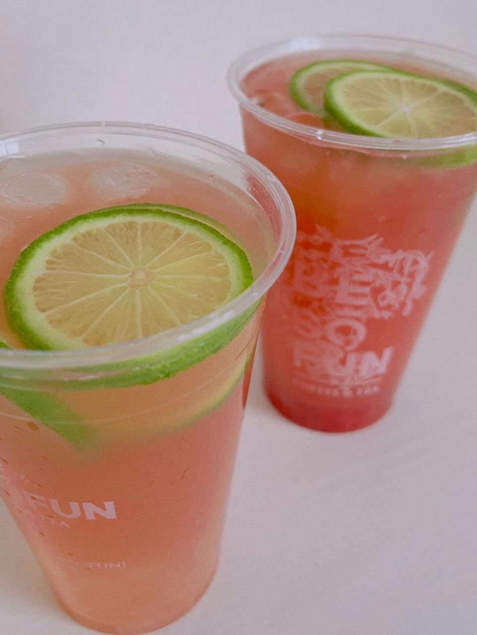 桃桃乌龙,桃气莓莓,桃子,草莓果茶商用配方 之前出过一期桃汁果咖商用