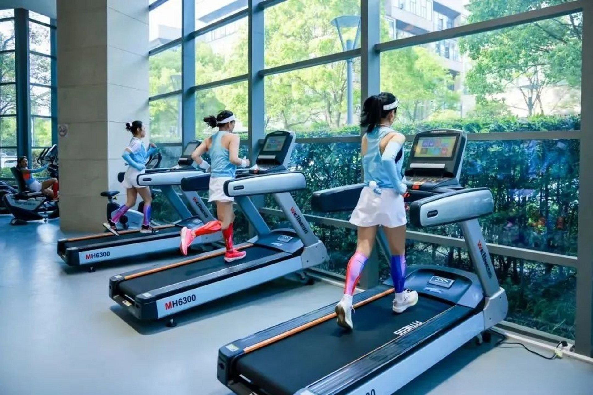 静安体育#静安区又一处专为白领打造的共享健身房对外开放啦!