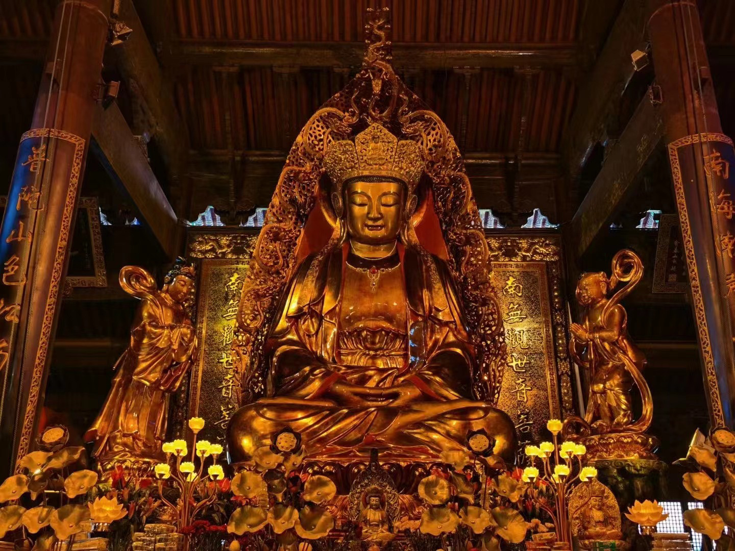 普济寺毗卢观音 贴金圆满(普陀山