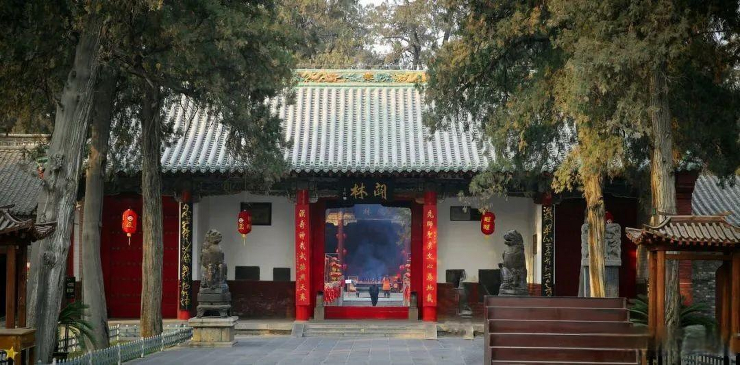 洛阳:穿汉服可免费游关林 >头条创作挑战赛是否支持汉服日常化洛阳