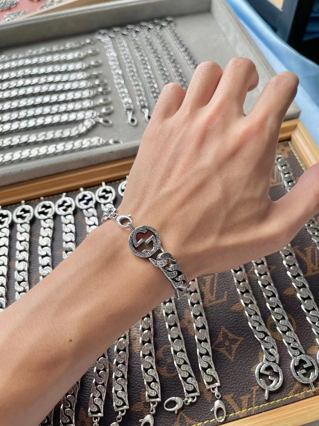 古驰 gucci 双g手链,复古风好高级～太酷啦