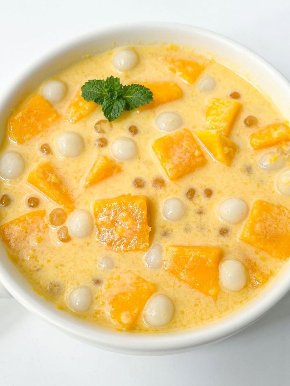 姐们们一定要去做这个多芒小丸子西米露啊～～ 芒果控就更不能错过了!