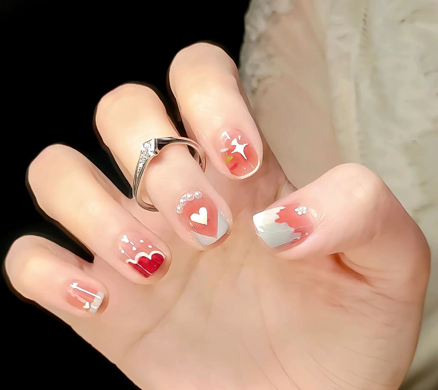 显白又百搭的短款美甲97 91