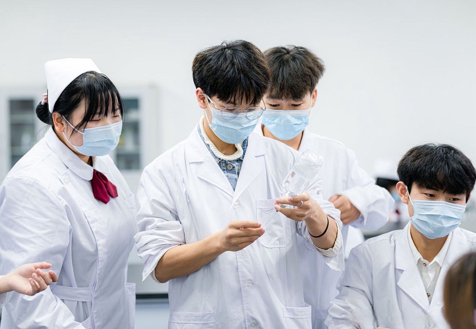 世界医学(000516)_股票价格_行情_走势图—东方财富网