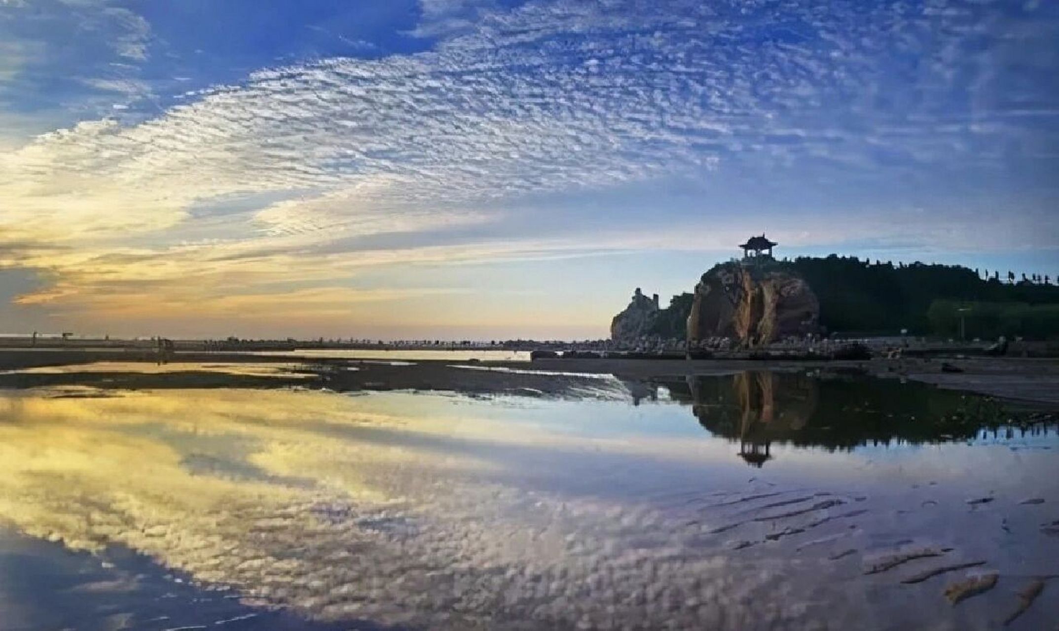 秦皇岛9个必去旅游胜地,景色超美 秦皇岛是一个旅游资源丰富多样的