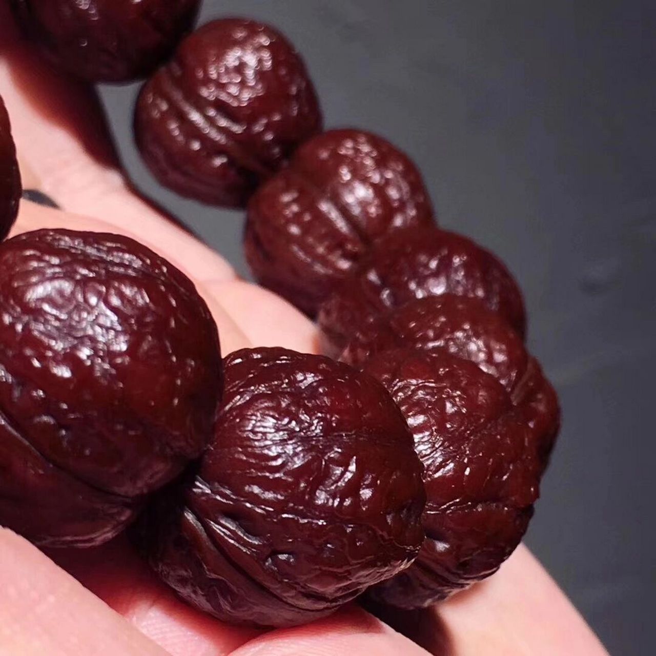 98野生小核桃手串～已盘至枣红色包浆 颗颗玉化红玛瑙质感 颜色统一