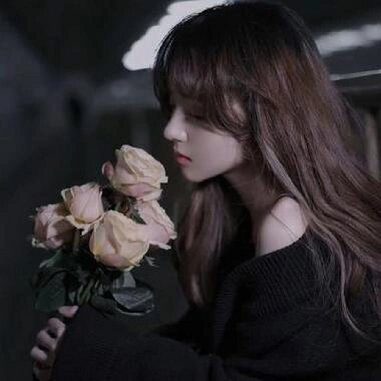 盘点哪些伤感真人女生头像