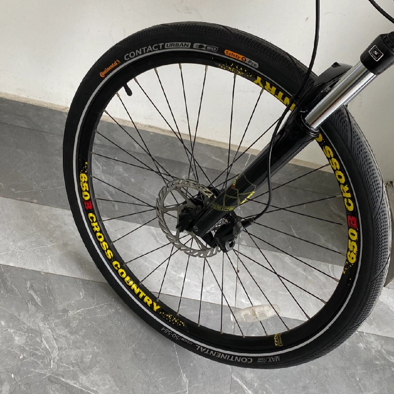 山地车越野胎换成光头胎公路胎省力提速 山路或越野路段太少,骑公路上