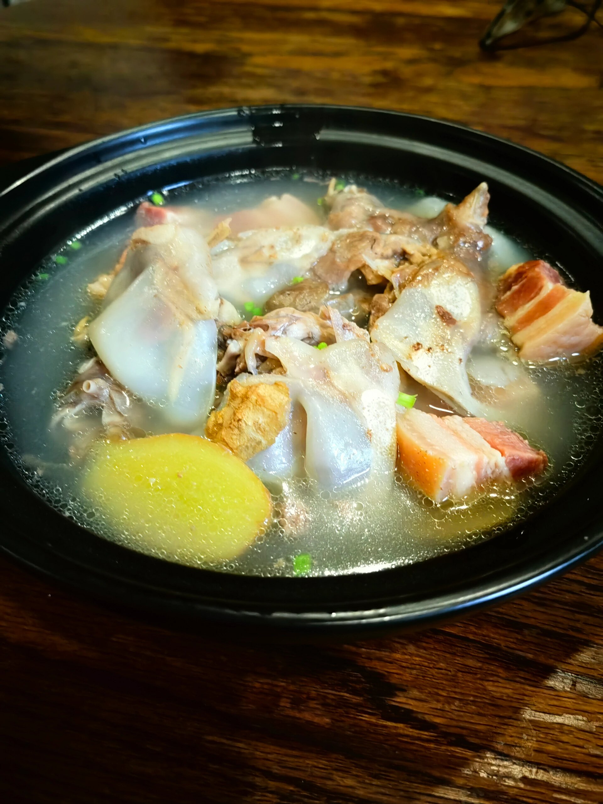 五花风肉炖甲鱼