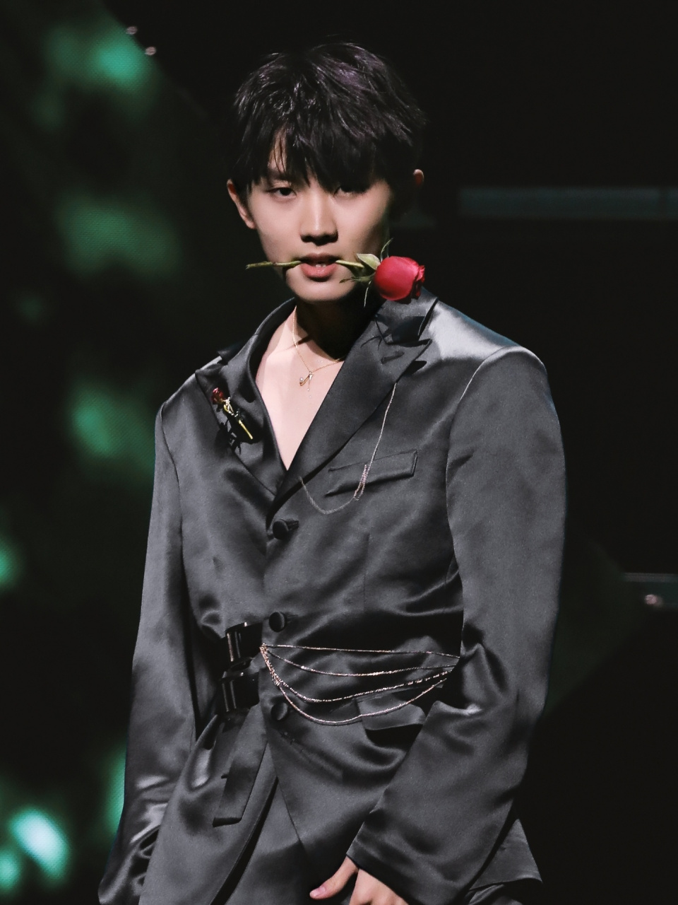 马嘉祺神图90 也不知道从什么时候开始,看到马嘉祺就走不动道,可能