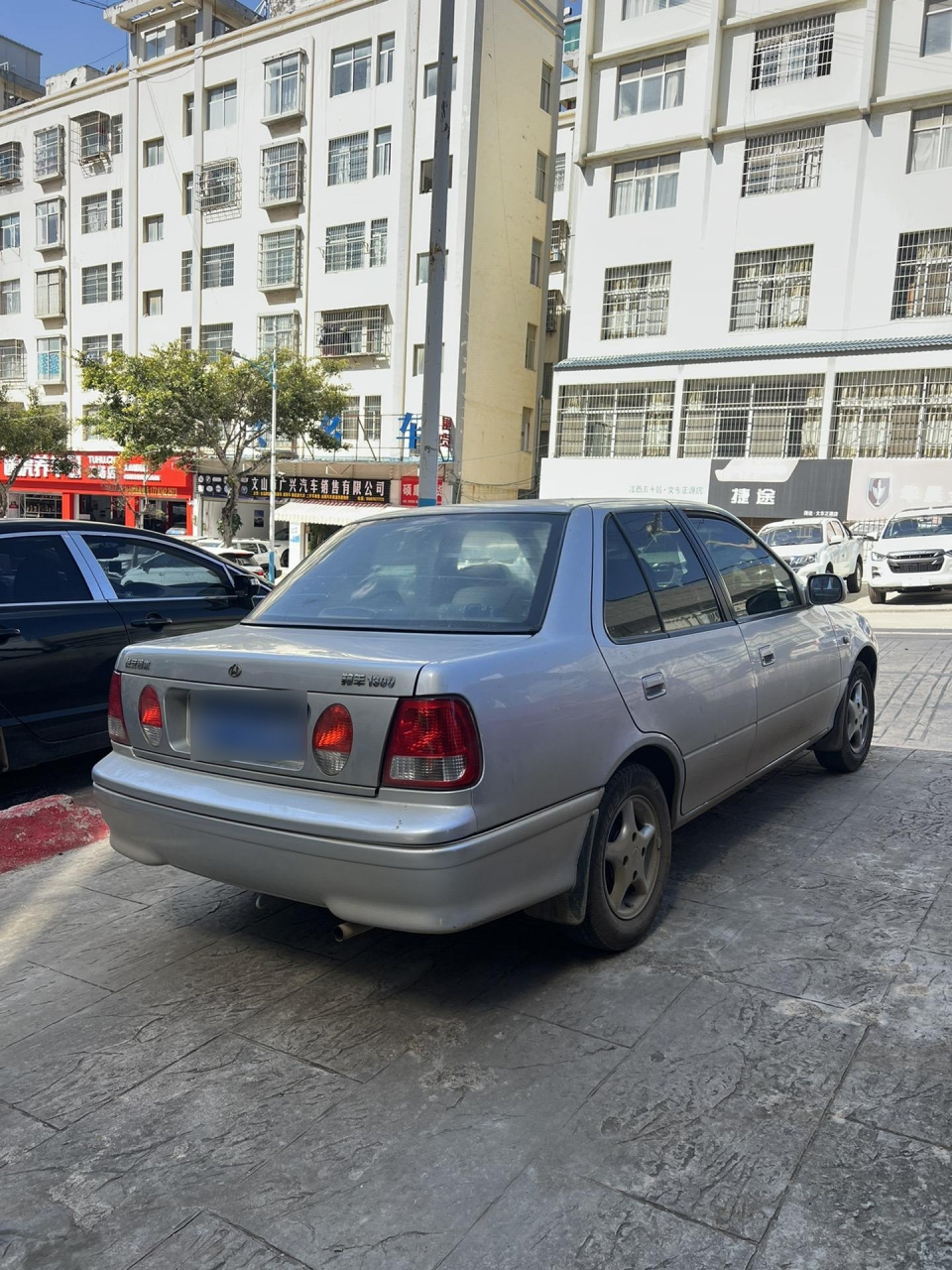 羚羊1300,极品货,7600米包过户.