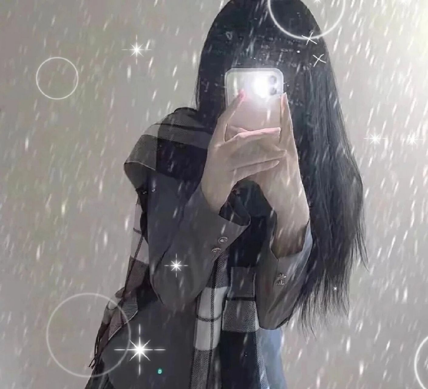 超好看的手机挡脸女生头像(1)