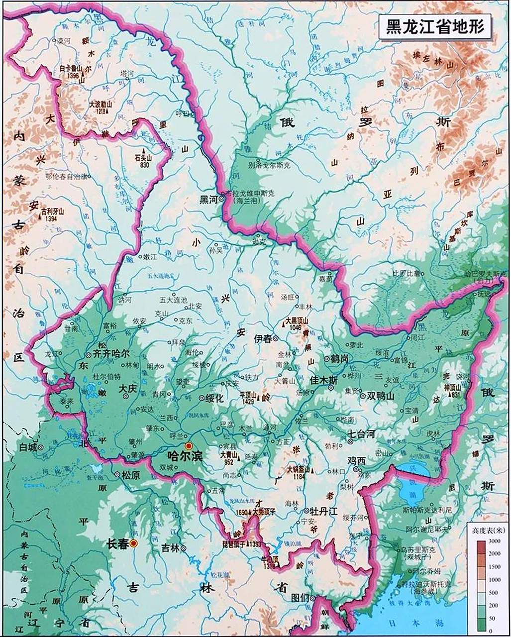 看了黑龙江省地形图才知道,大兴安岭大部分都在内蒙古境内,只有一小