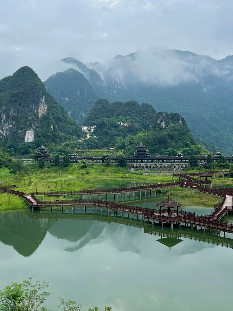 凌云浩坤湖风景区图片