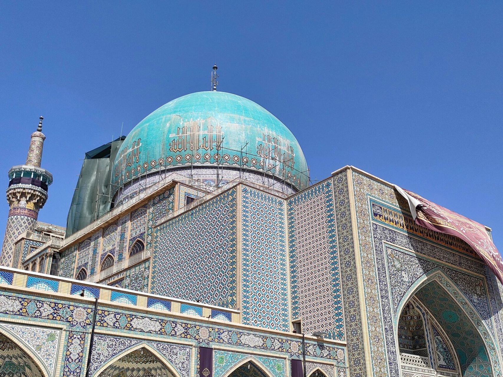 伊朗游记9493 | 马什哈德的伊玛目广场 来到马什哈德的第一天,在