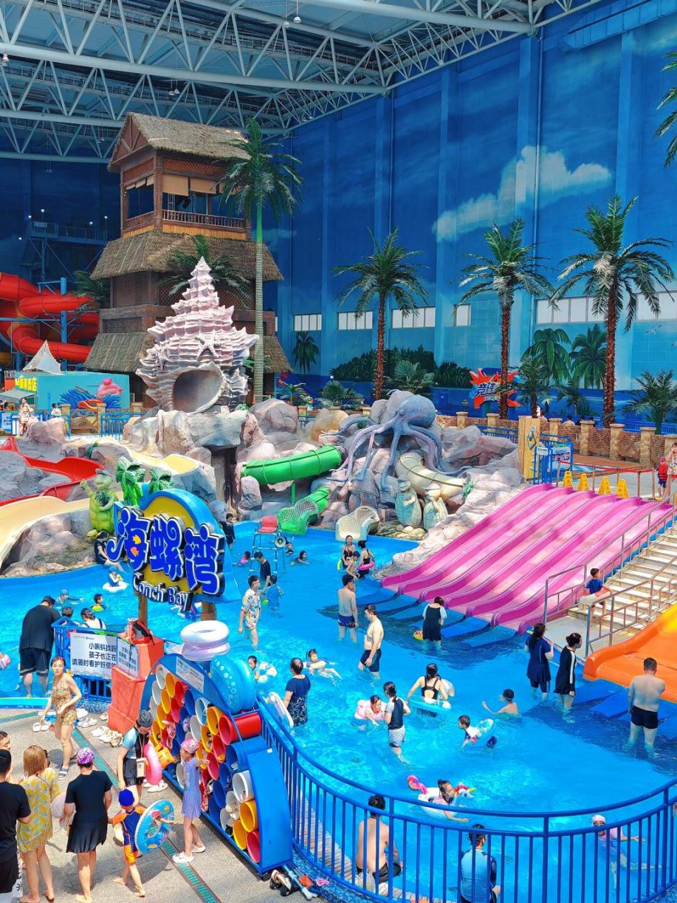 水上乐园承包你一整天的快乐92清凉避暑好去处98青岛最大室内水