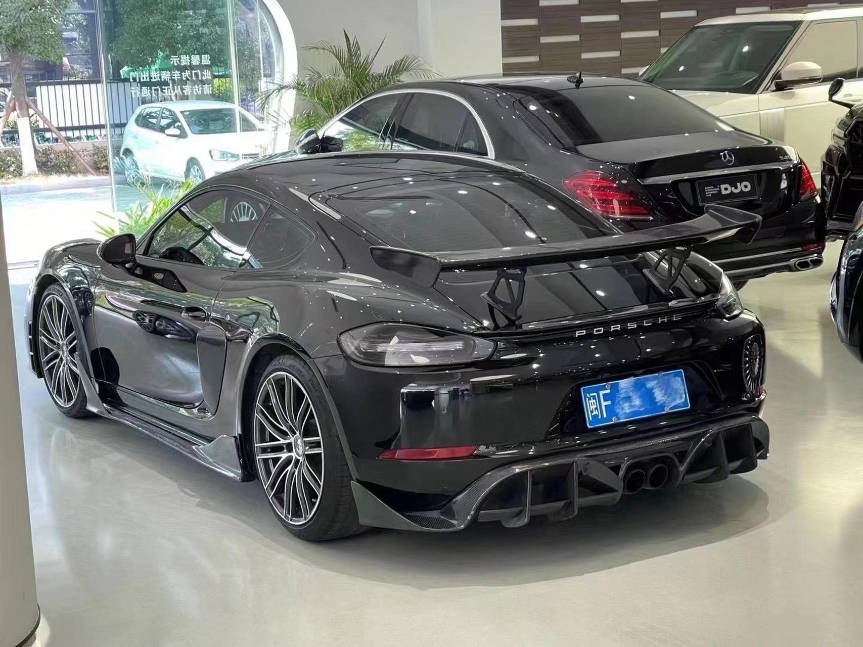 18年保时捷718卡曼 黑武士 gt4大包围 大尾翼 精品车 查博士s级