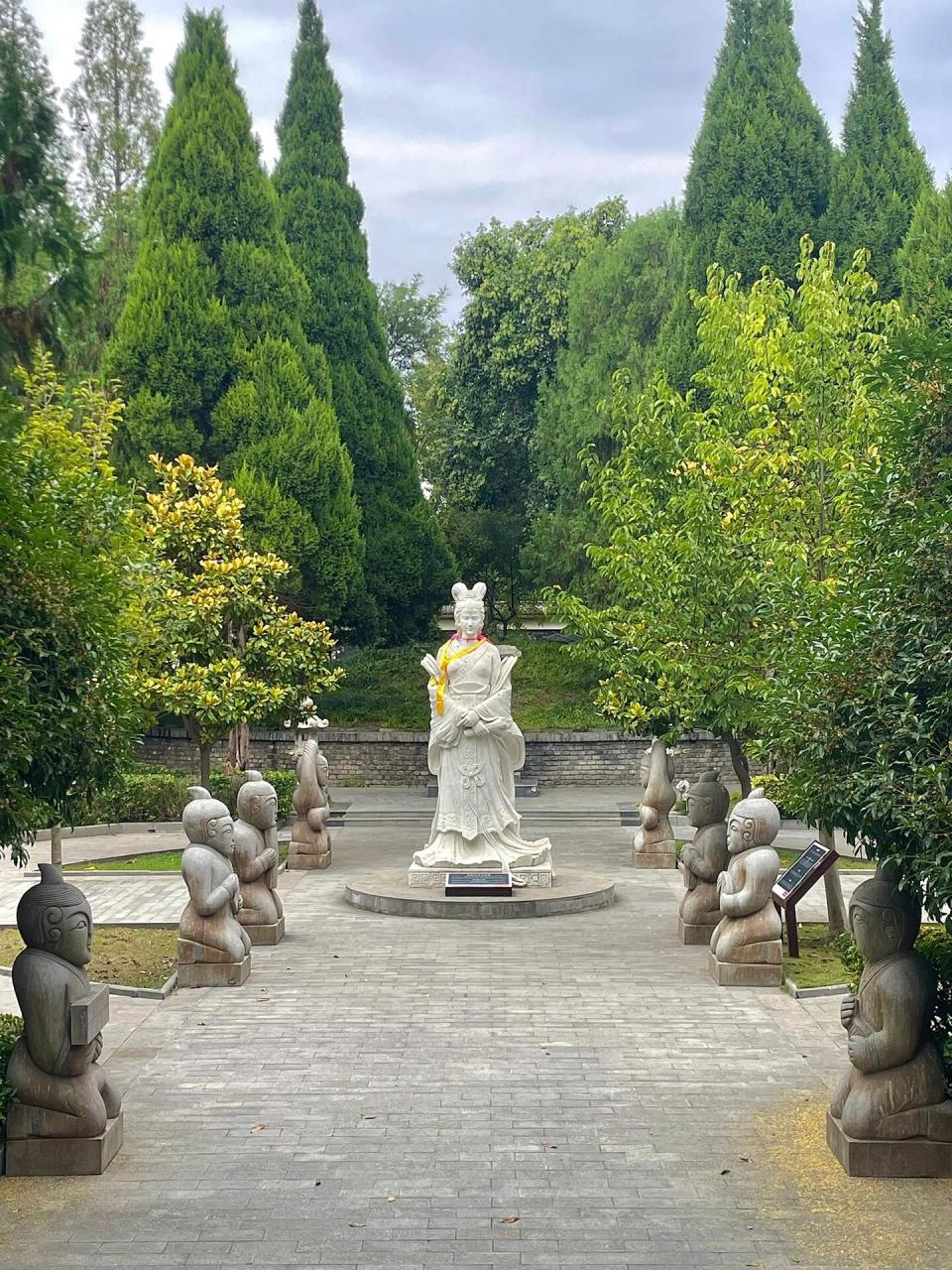 在灵璧过了12年第一次去虞姬墓 在灵璧过了12年第一次去虞姬墓