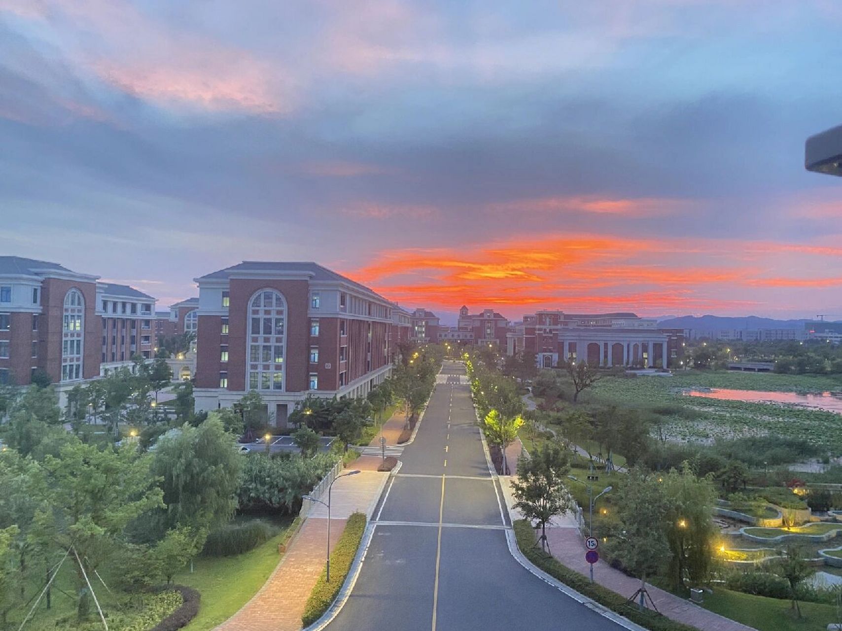 关于浙江工业大学莫干山校区的一些小问题 去年发的宿舍视频发现有