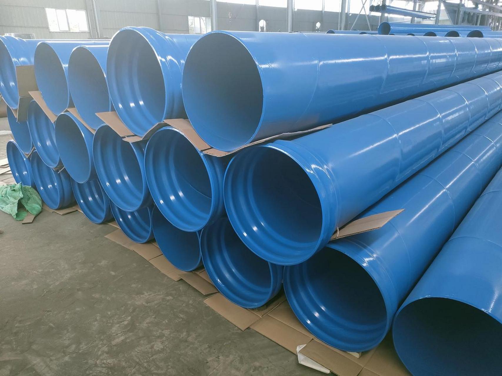 承插式防腐钢管是一种特殊的管道系统,其连接方式采用承插式连接,可以